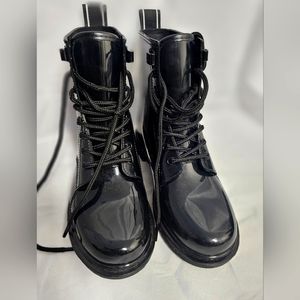 Michael Kors rain boots. Size 7